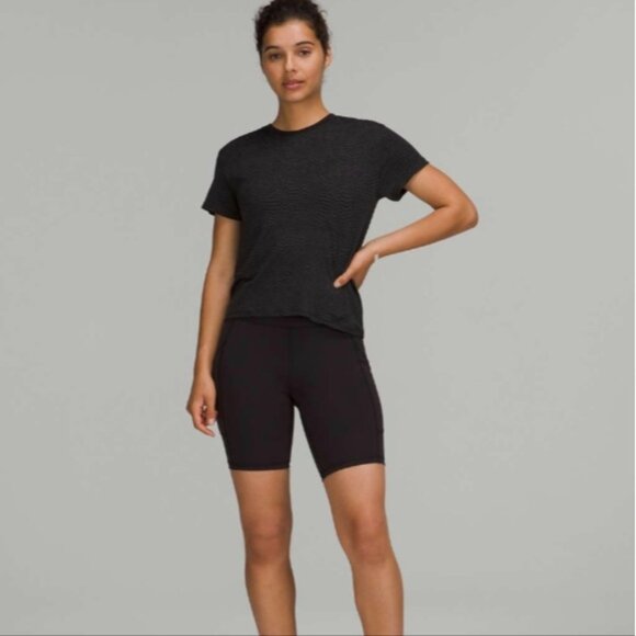 Lululemon Train to Be Seamless Short Sleeve T-Shirt Ripple Wave Blk / Graphite - Picture 4 of 9